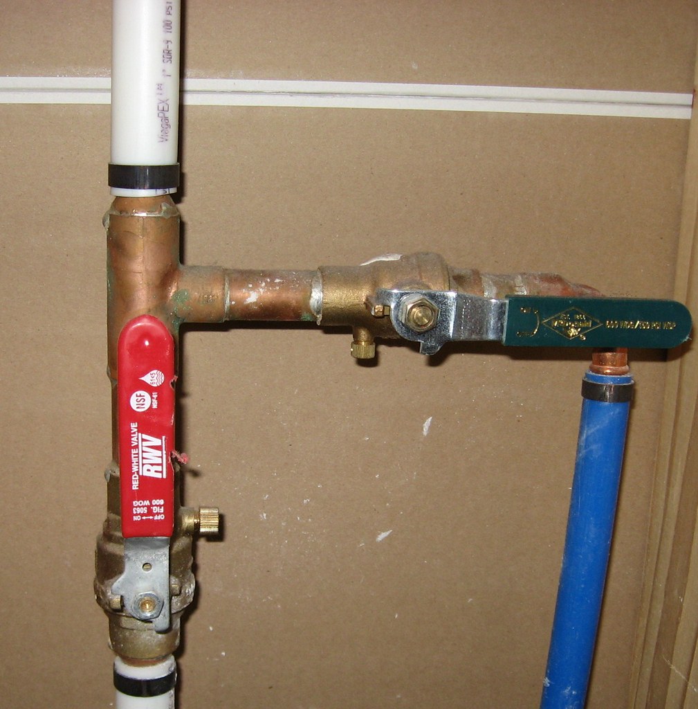 Example of pex to copper pipe transition for showers and tubs